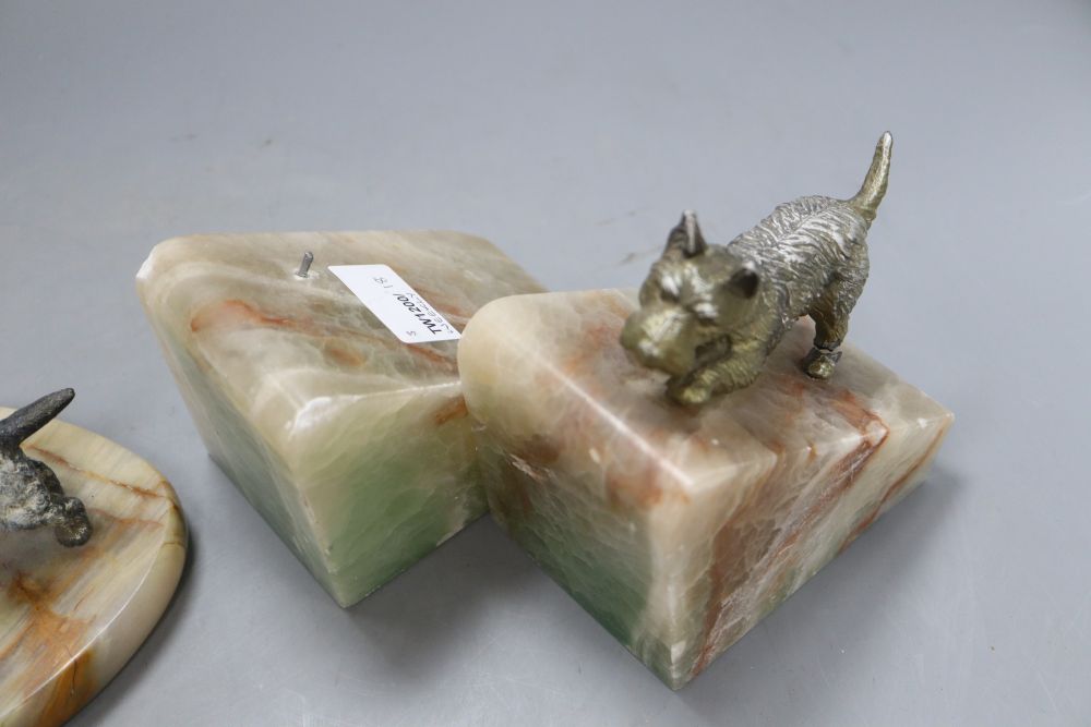 A cold cast bronze model of a spaniel on onyx ashtray, height 9cm and a pair of Scottish Terrier bookends (damage)
